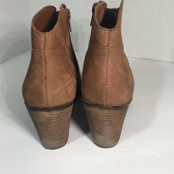 Womens Lucky Brand Brown Suede Ankle Booties 7.5 - Picture 4 of 8